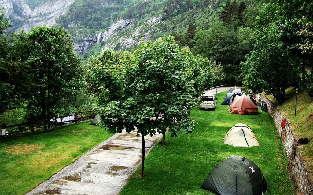 Camping Valle De Bujaruelo Torla Exteriör bild